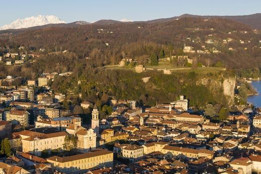 The Importance of Being Aware of Local Scams